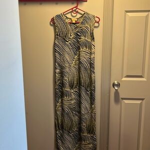 Sleeveless comfy summer dress